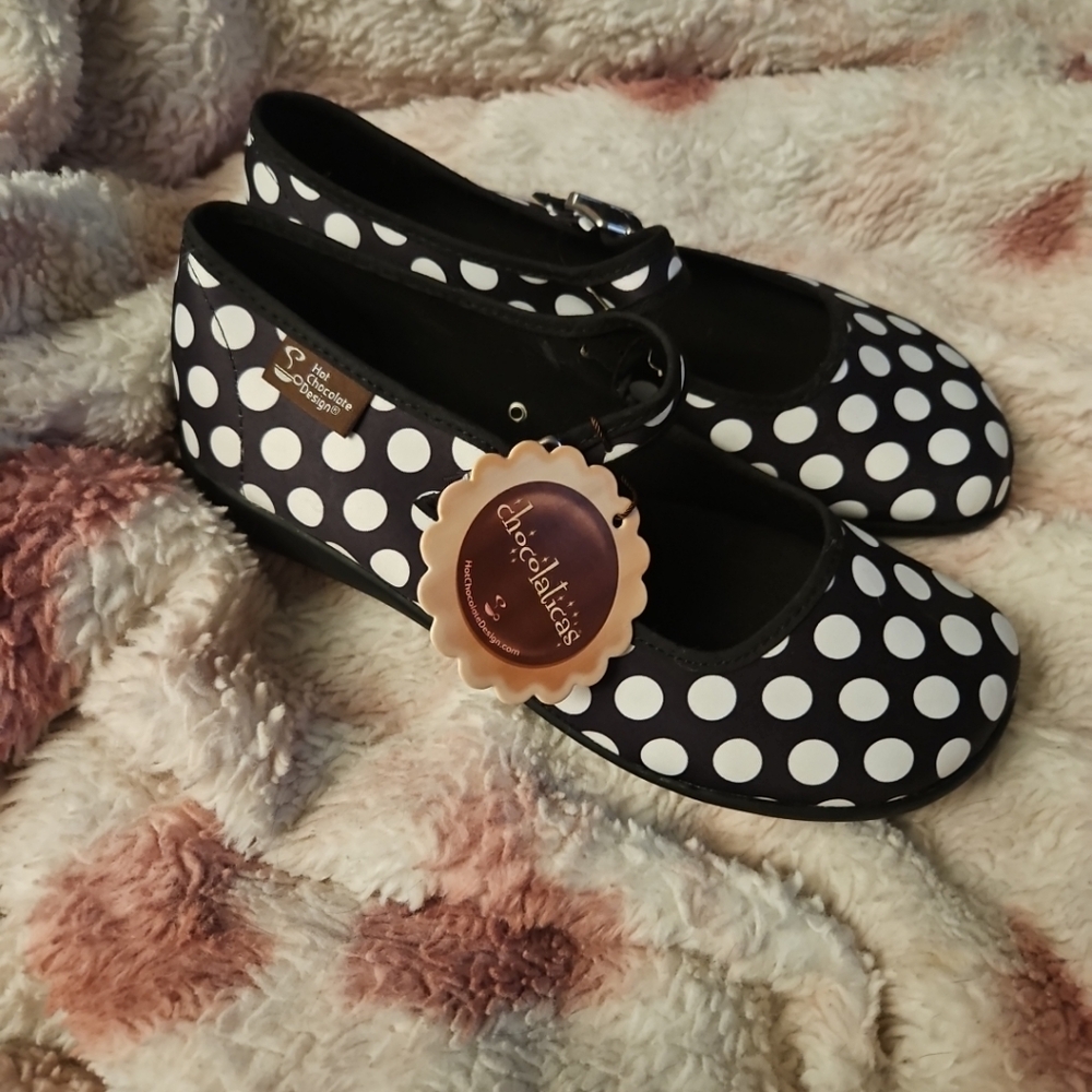 Black & white Polka dot Chocolaticas Mary Jane flats size HCD 35 US 5.5